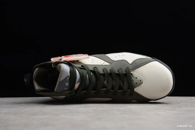 Chep Onekick Air AT3375-100 Icicle Jordan Patta x 7 0811